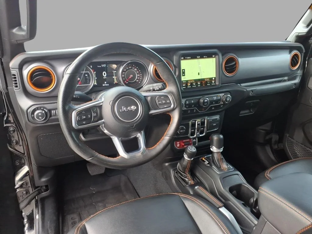 Used 2022 Black Jeep Mojave image 13