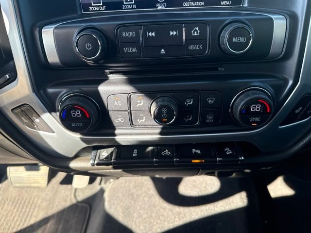 Used 2018 Black GMC SLT image 19