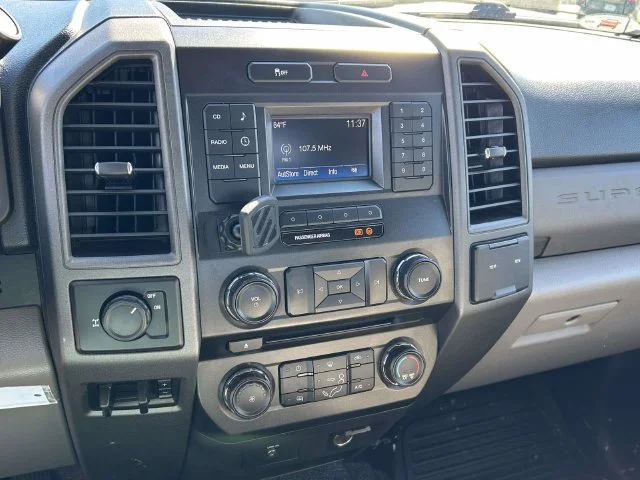 Used 2017 White Ford XL image 23