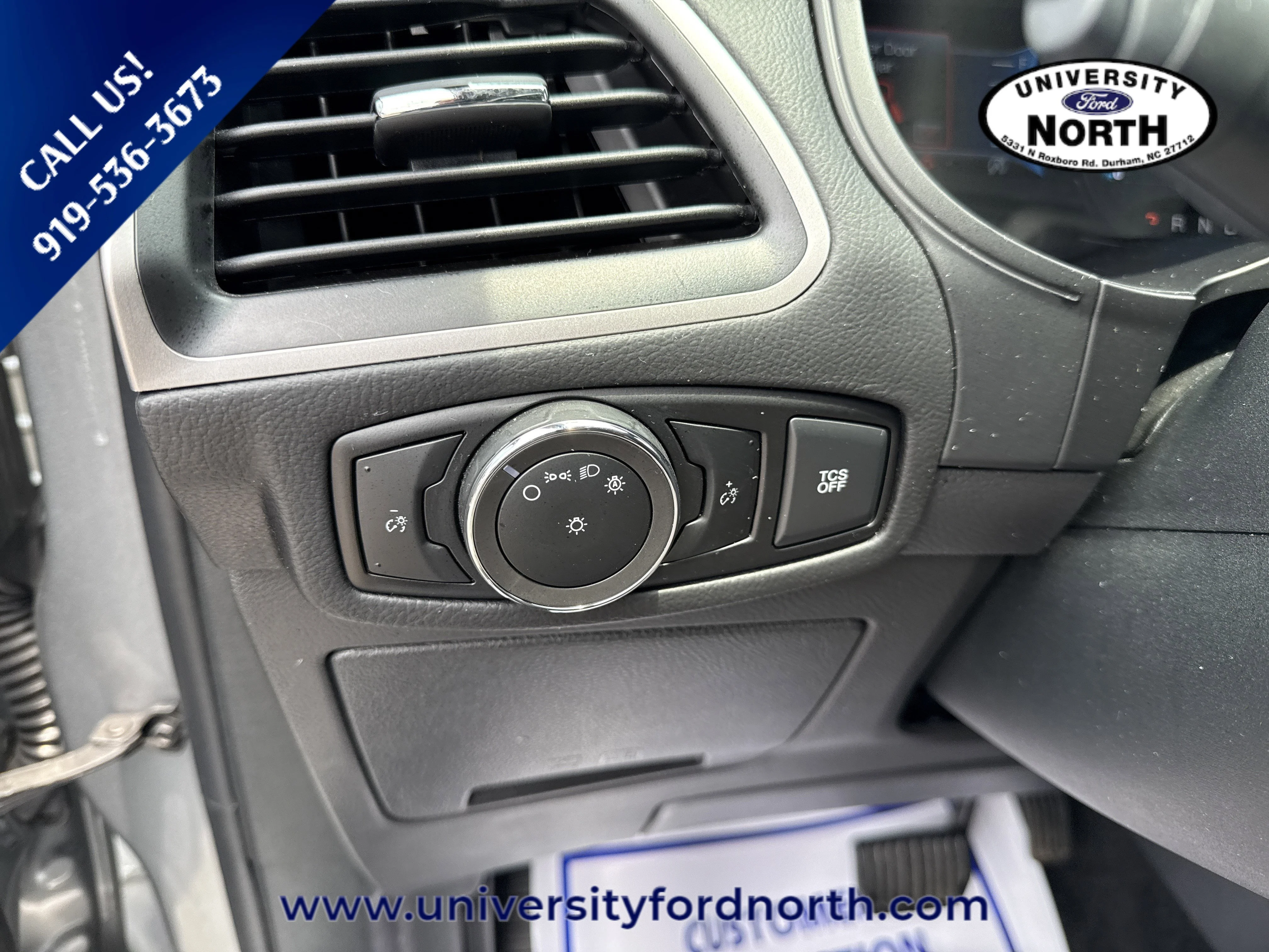 Used 2024 Silver Metallic Ford SE image 16