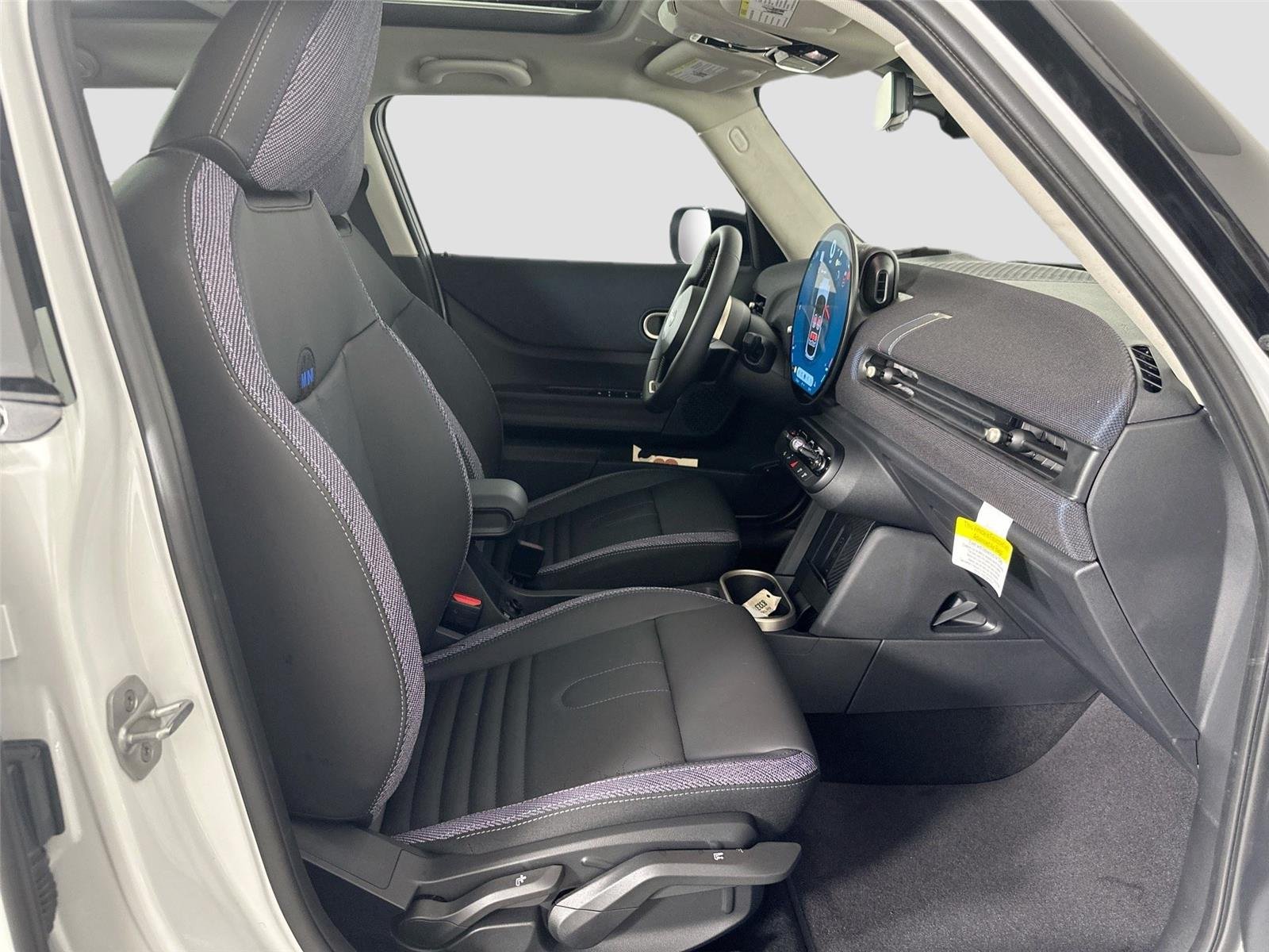 2025 MINI Hardtop 4 Door S - Photo 22
