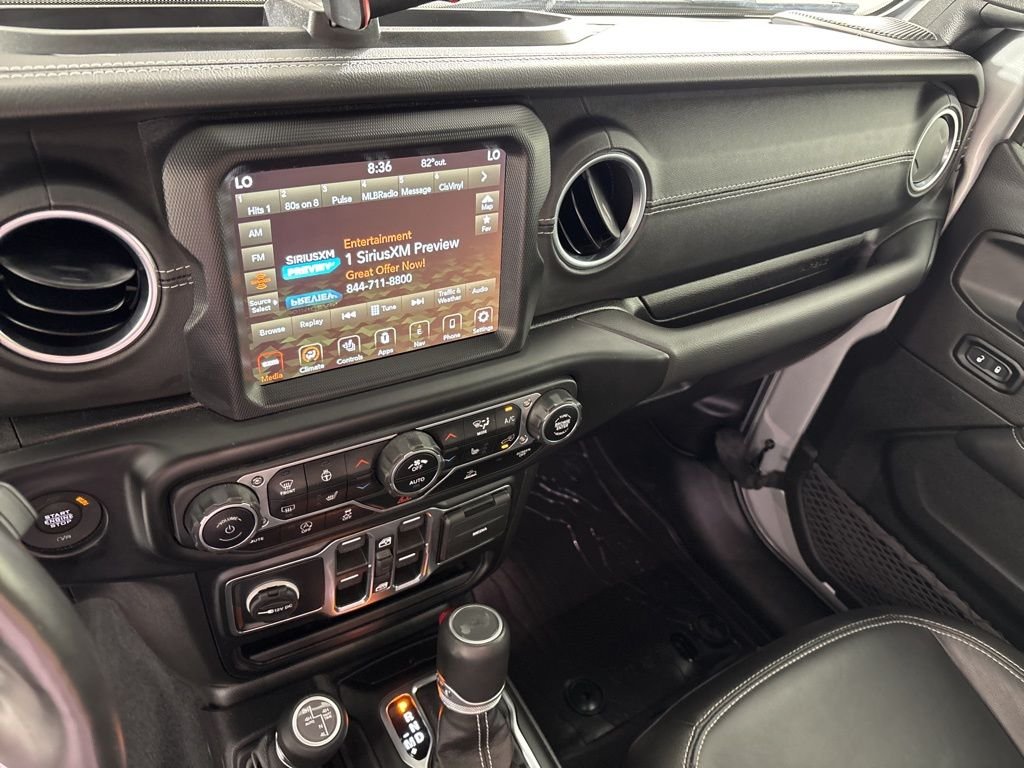 Used 2022 Silver Jeep Unlimited Sahara image 29