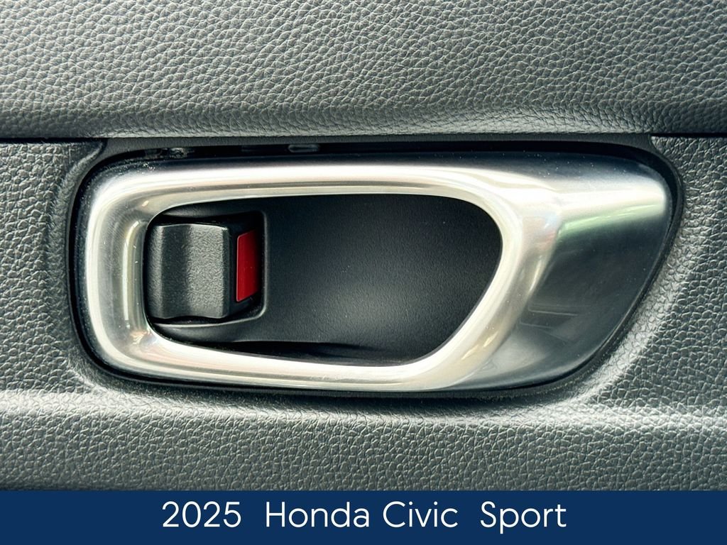 Used 2025  Honda Sport image 18