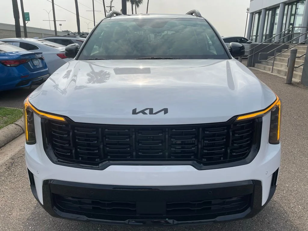 New 2026 White Kia X-Line SX image 2