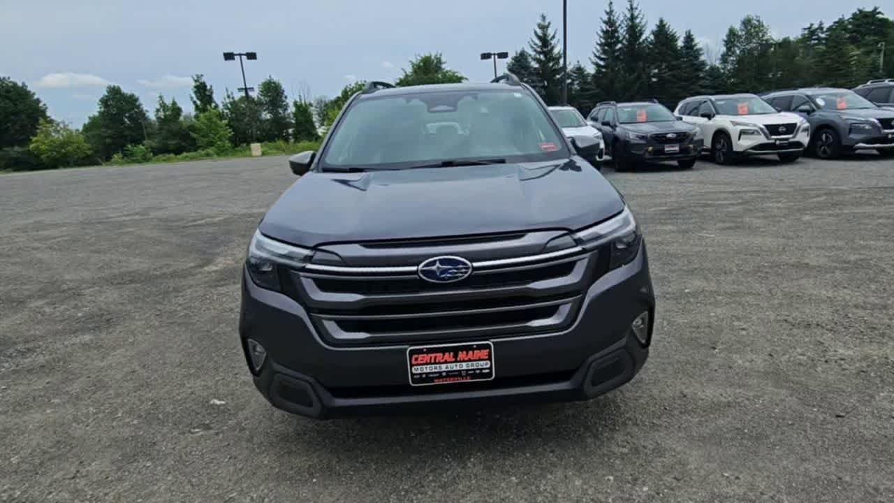 Used 2025 Magnetite Gray Metallic Subaru Limited image 4