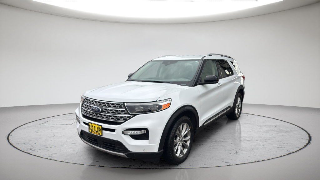 Used 2021 White Ford Limited image 14