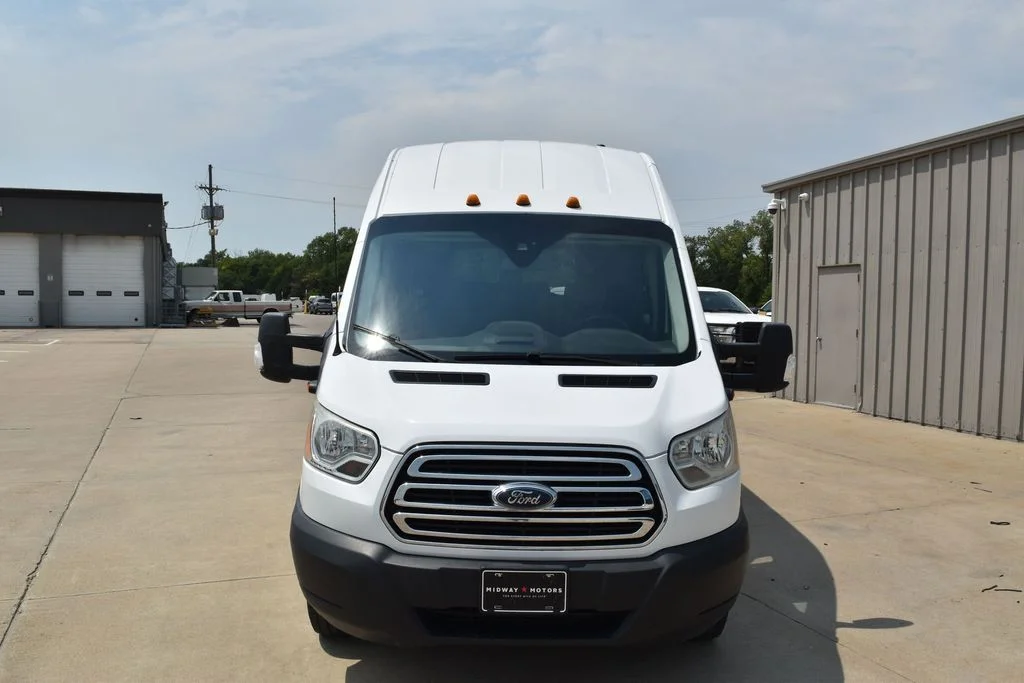 Used 2019 White Ford XLT image 3