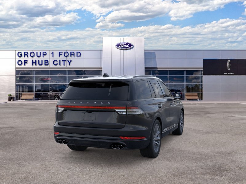 New 2026 Infinite Black Metallic Clearcoat Lincoln Premiere® image 8