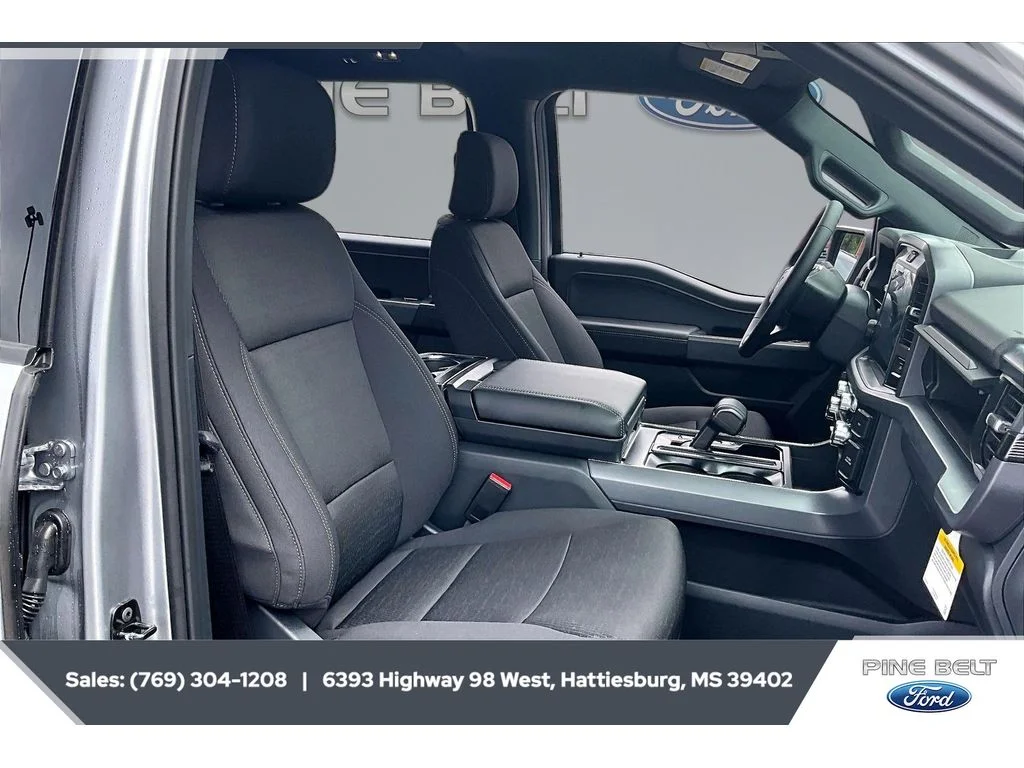 New 2026 Iconic Silver Metallic Ford XLT image 6