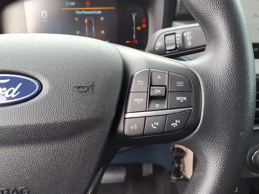Used 2025 White Ford XL image 10