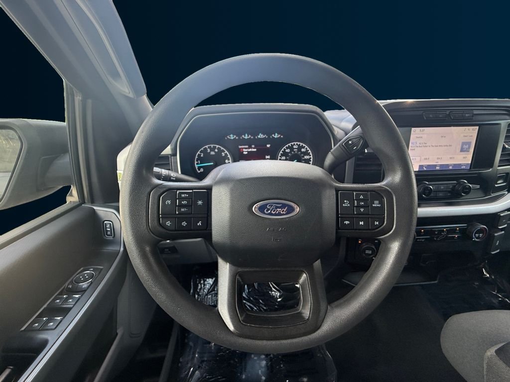 Used 2023 Gray Ford XLT image 13