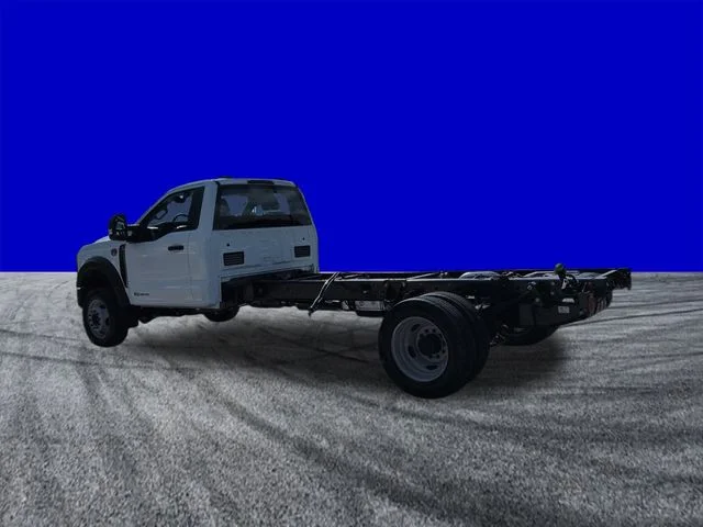 New 2026 Oxford White Ford F-450® XL image 6