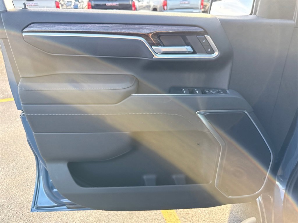 2026 GMC SIERRA - Image 13
