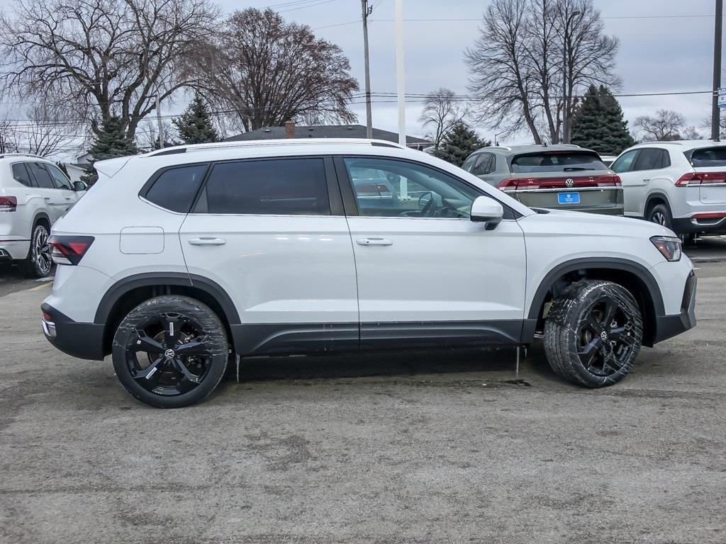 New 2026 Pure White Volkswagen 1.5T SEL image 9