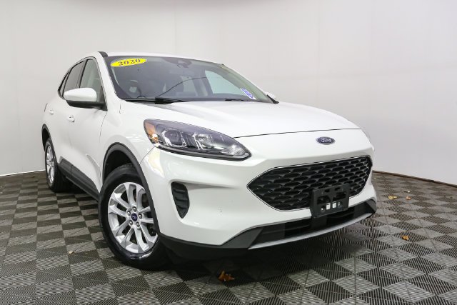 Used 2020 White Ford SE image 3
