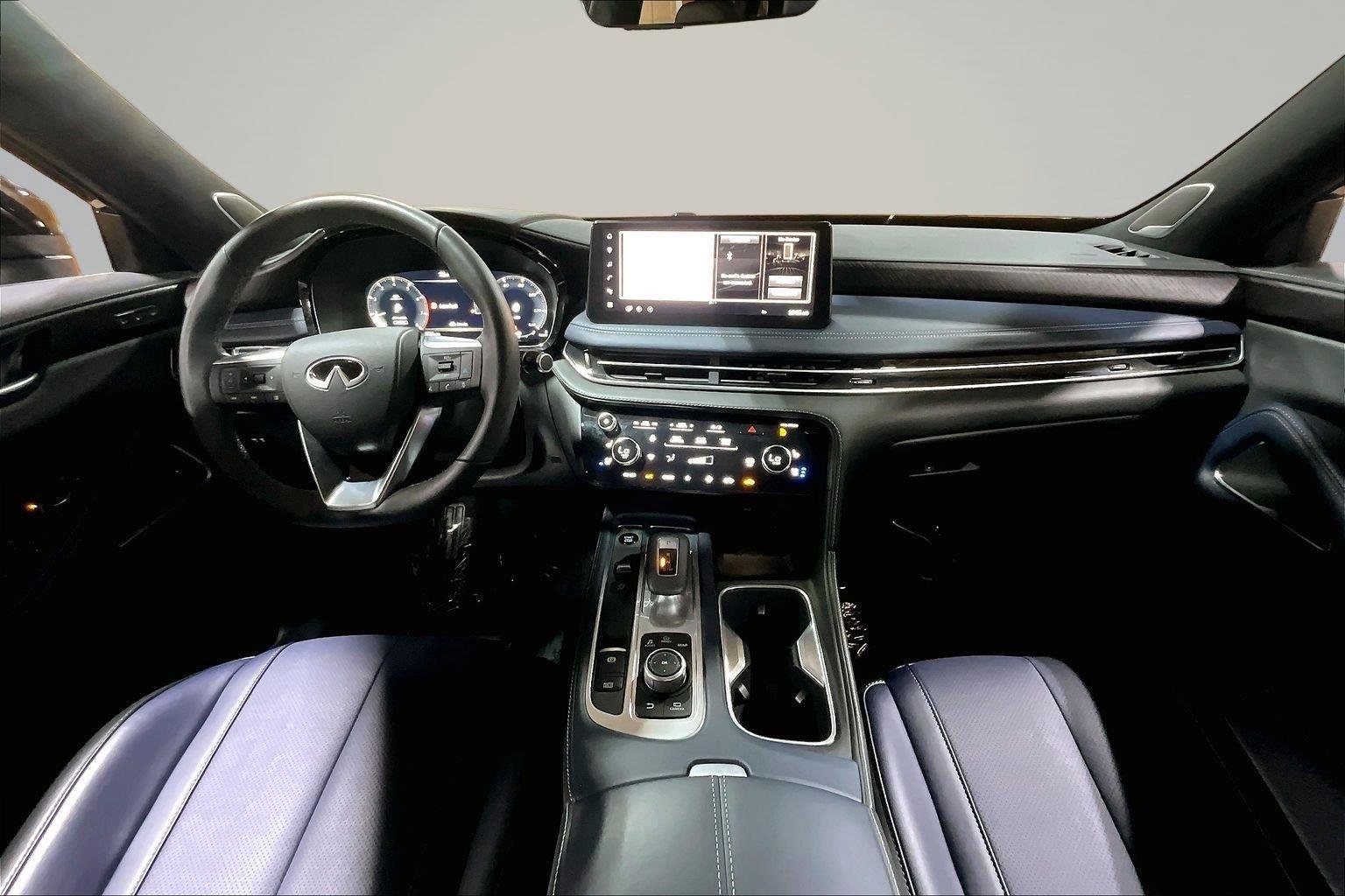 Used 2026 Mineral Black INFINITI SPORT image 17