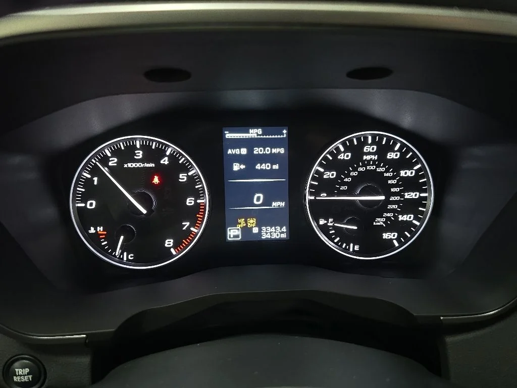 Used 2025 Green Metallic Subaru Limited image 22