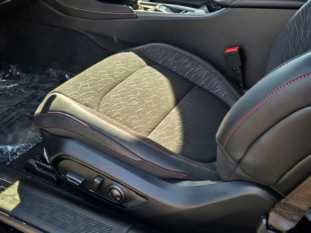 New 2026 Diamond Black Crystal Pearlcoat Dodge Scat Pack image 16