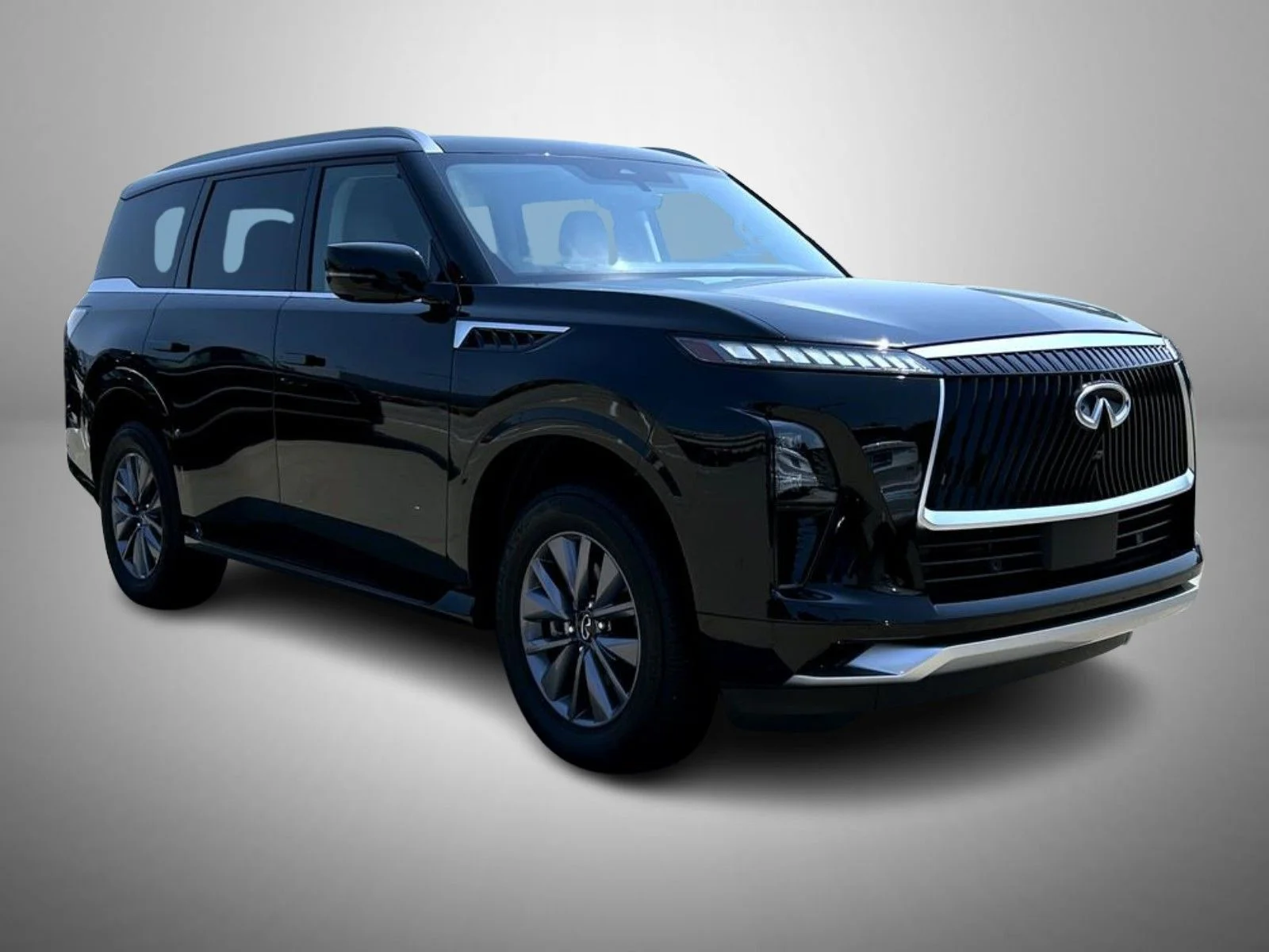 Used 2025 Black INFINITI PURE image 3