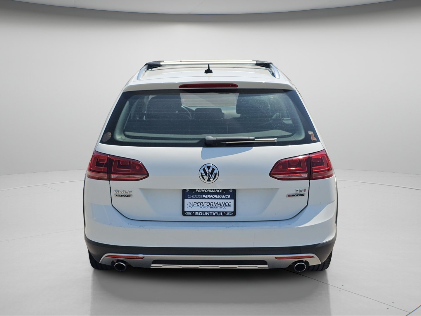 Used 2017 White Volkswagen TSI S image 23
