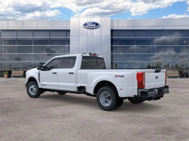 New 2026 Oxford White Ford XL image 4