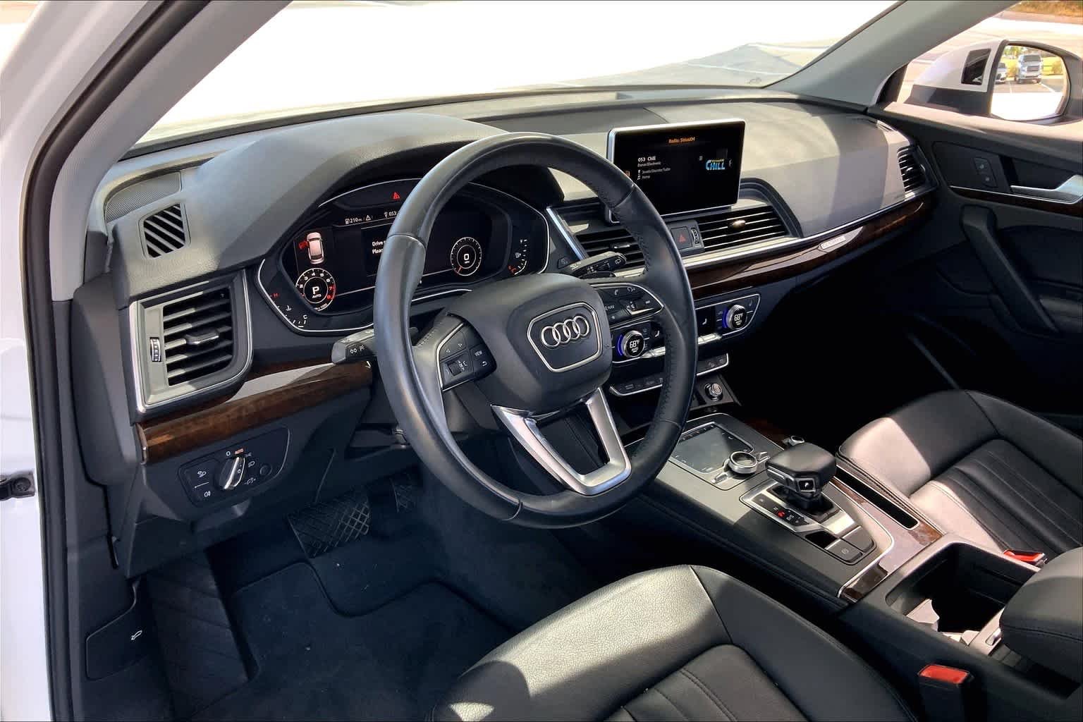 Used 2019 Ibis White Audi Premium Plus image 17