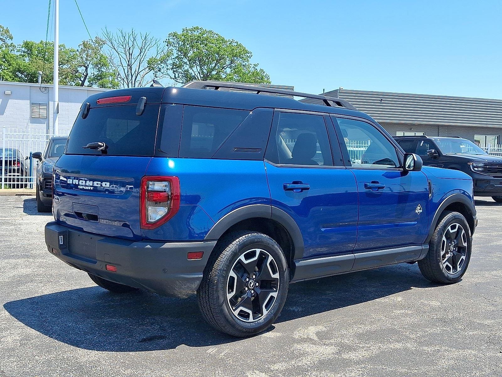 Certified Used 2024 Atlas Blue Ford Outer Banks image 6