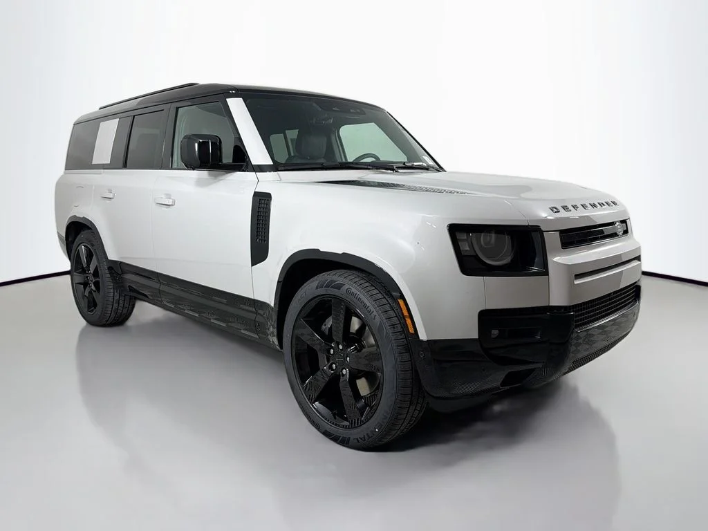 New 2026 Borasco Grey Land Rover X-Dynamic SE image 3