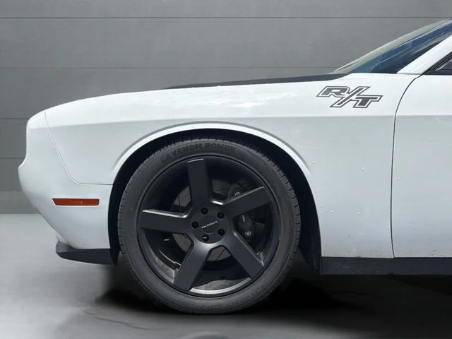 Used 2016 White Dodge R/T image 18