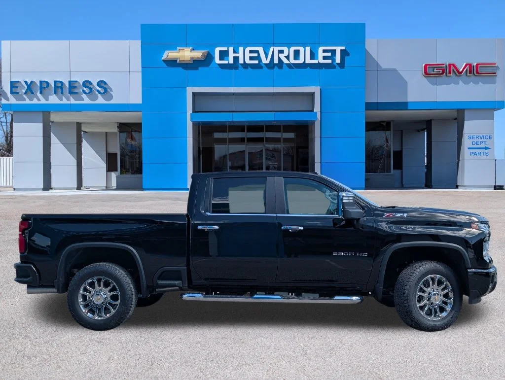 2026 Chevrolet Silverado 2500 HD LT - Photo 2