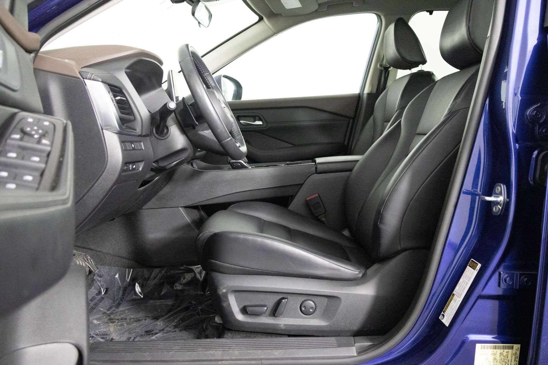 2023 NISSAN ROGUE - Image 18