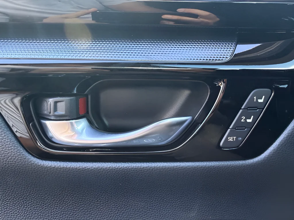 New 2026 Urban Gray Pearl Honda EX-L image 19