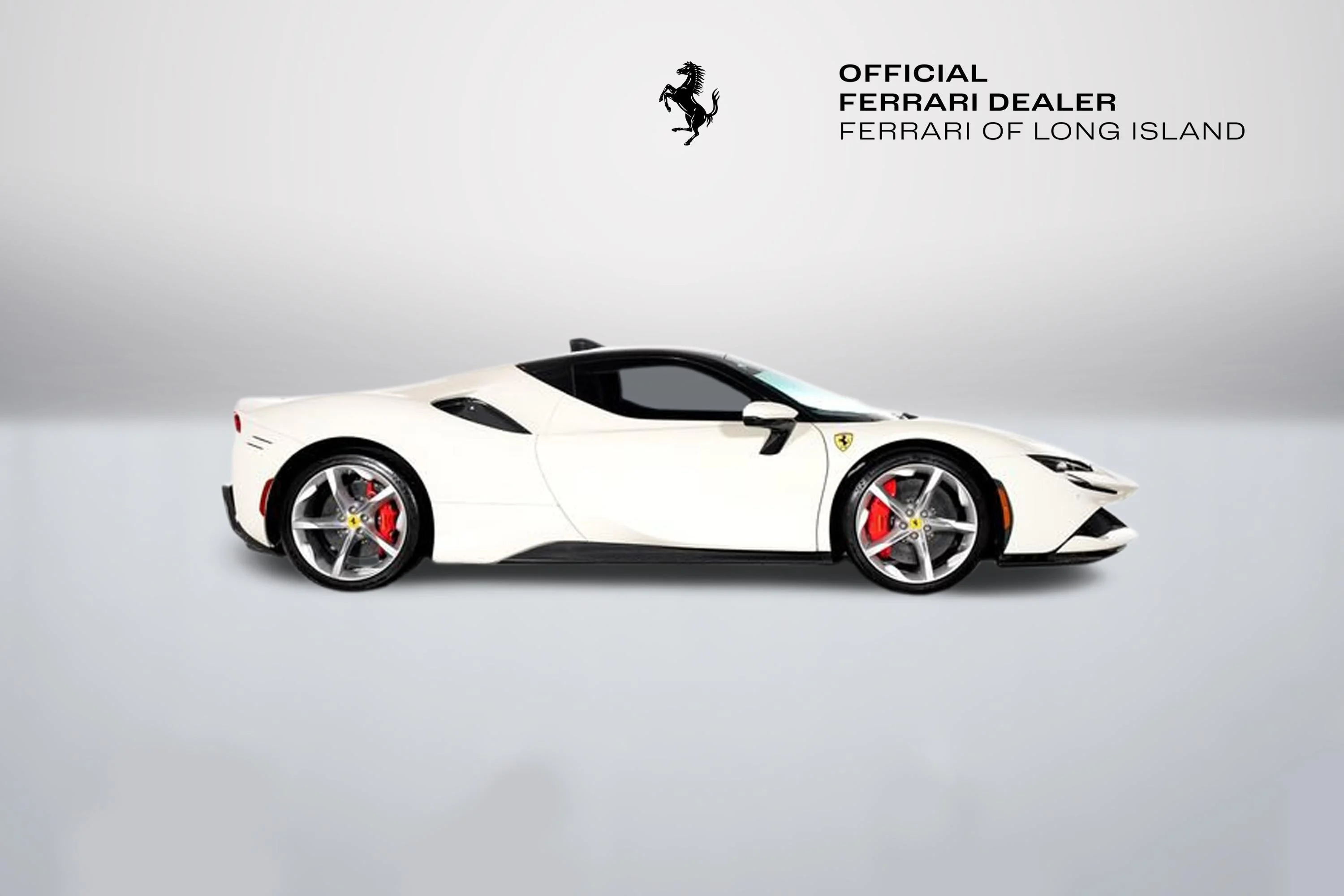 Used 2023 Bianco Avus Ferrari  image 13