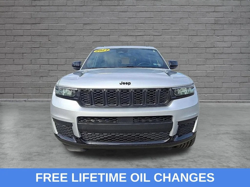 Used 2021 Silver Zynith Jeep Altitude image 3