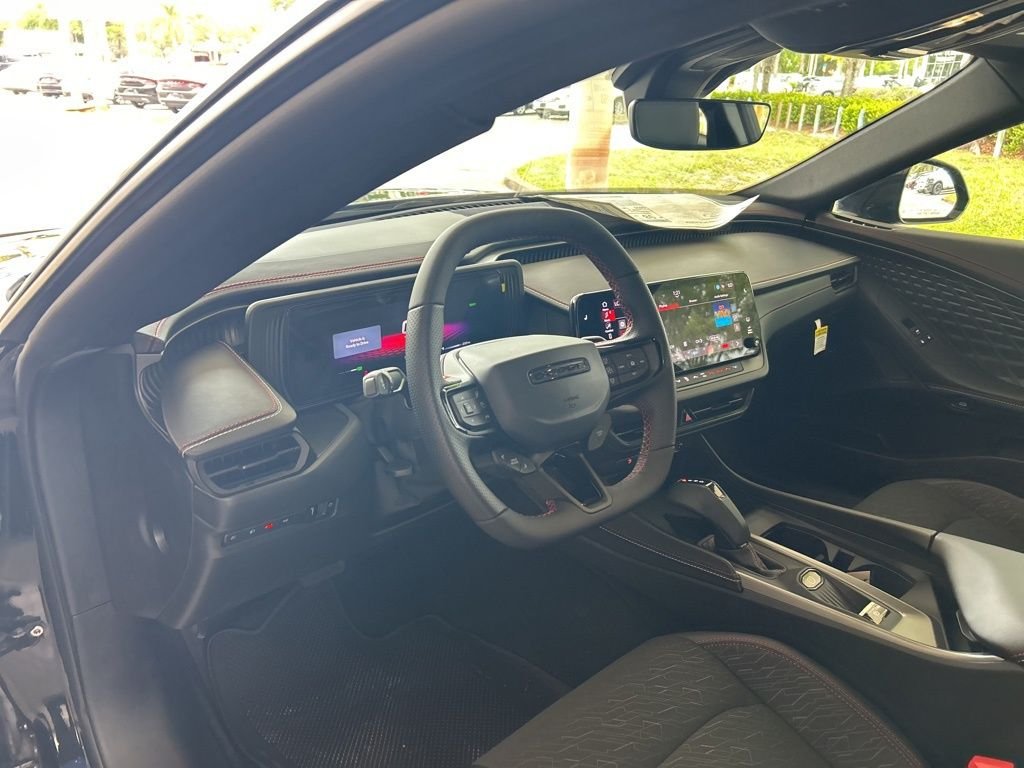 2025 Dodge Charger Daytona R/T - Photo 6
