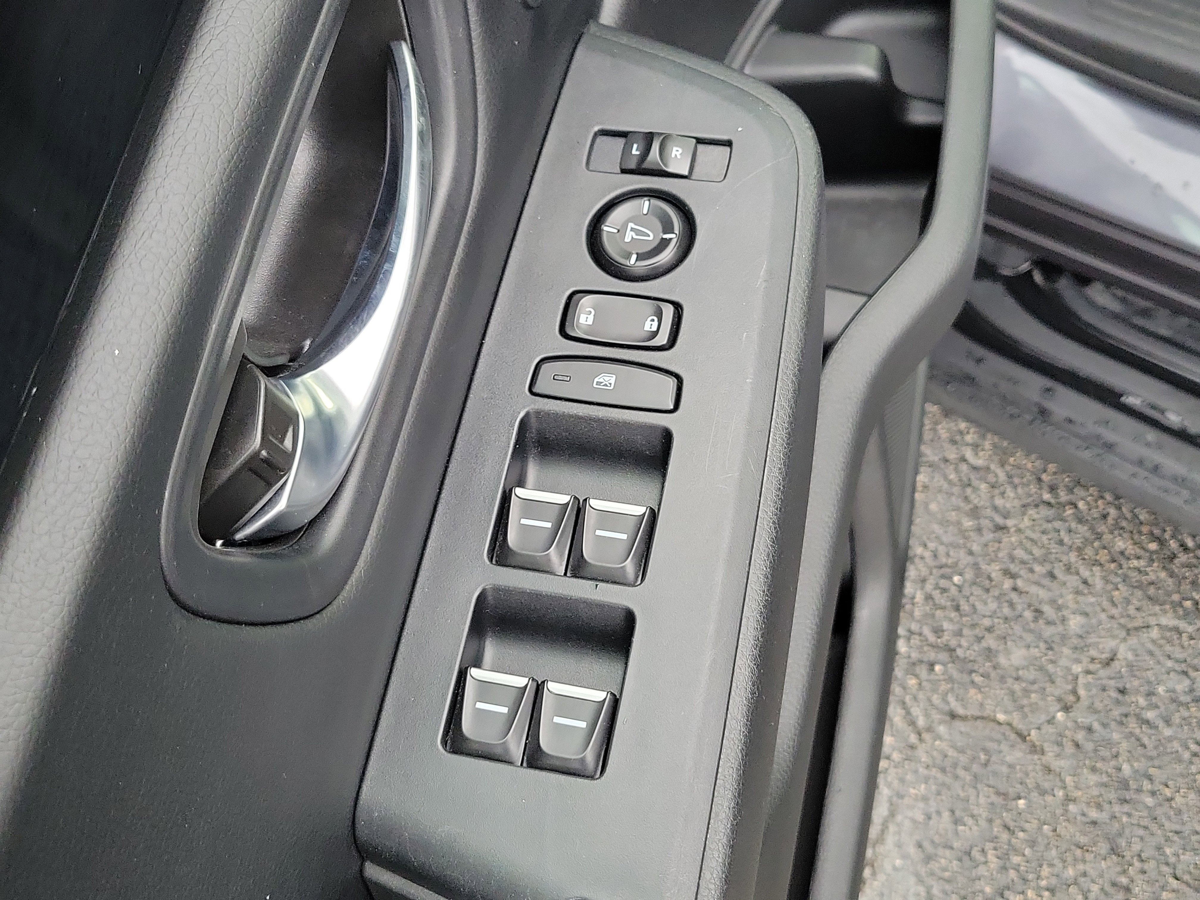 2025 Honda Pilot Touring - Photo 53