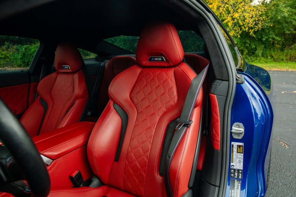 Used 2025 Marina Bay Blue Metallic BMW Competition image 26