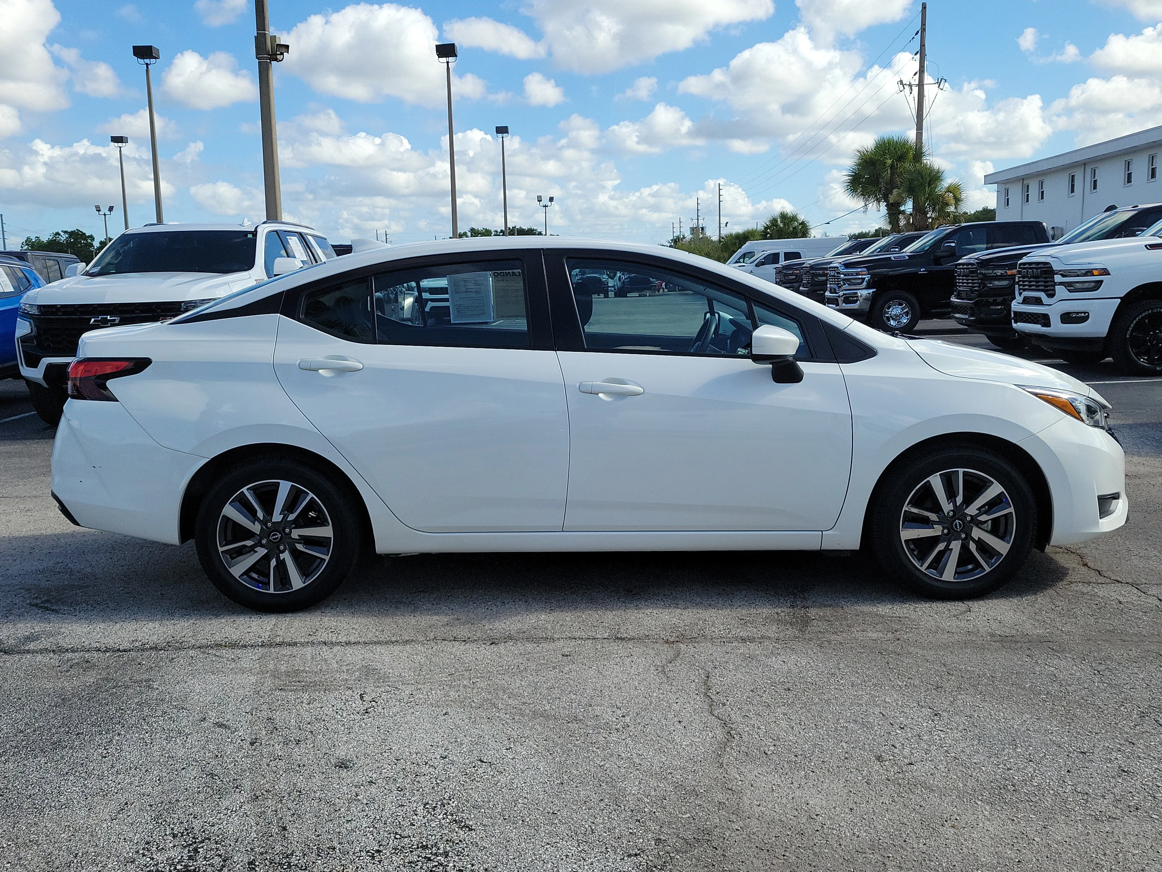 Used 2025 Aspen White Tricoat Nissan SV image 8