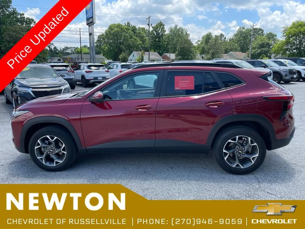Used 2024 Crimson Metallic Chevrolet LT image 36