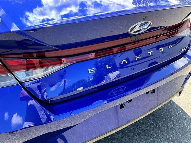 Used 2021 Blue Hyundai Limited image 8
