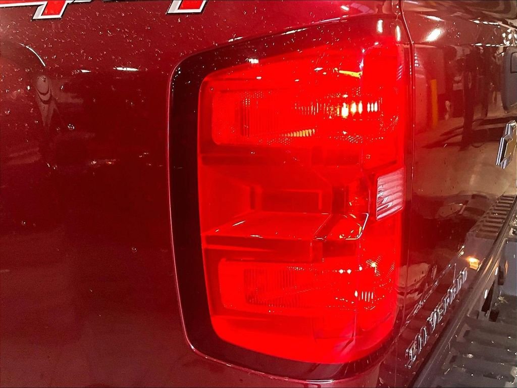 Used 2016 Red Chevrolet LT image 34