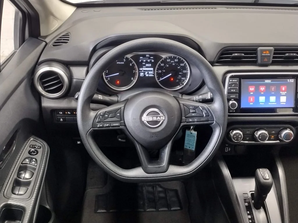 Used 2025 White Nissan 1.6 S image 28