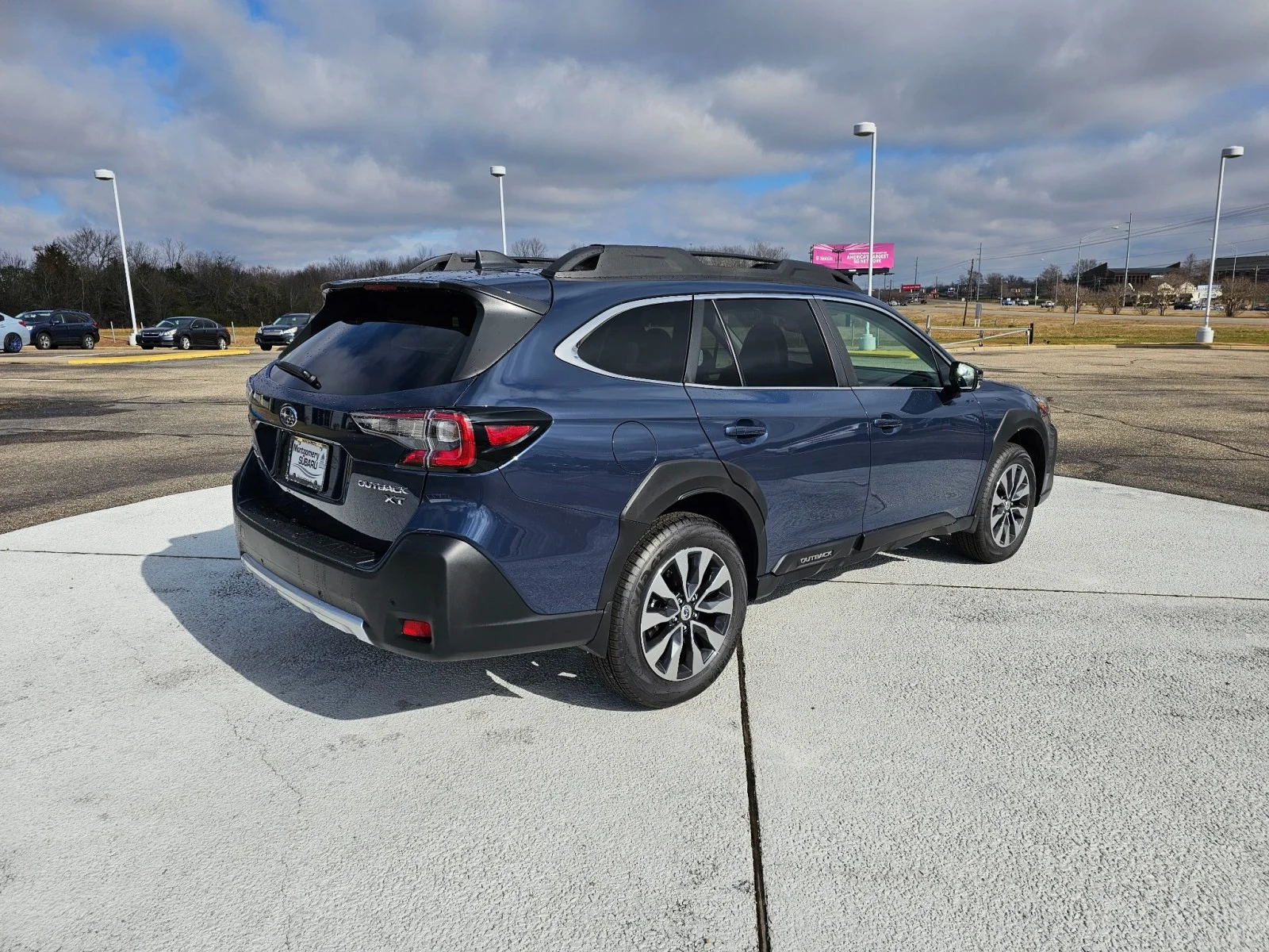 Used 2025 Cosmic Blue Pearl Subaru Limited image 4