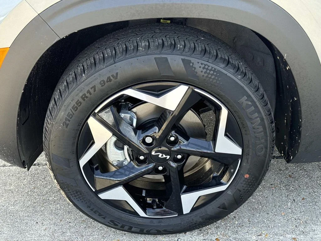 New 2026 Steel Gray Kia S image 3