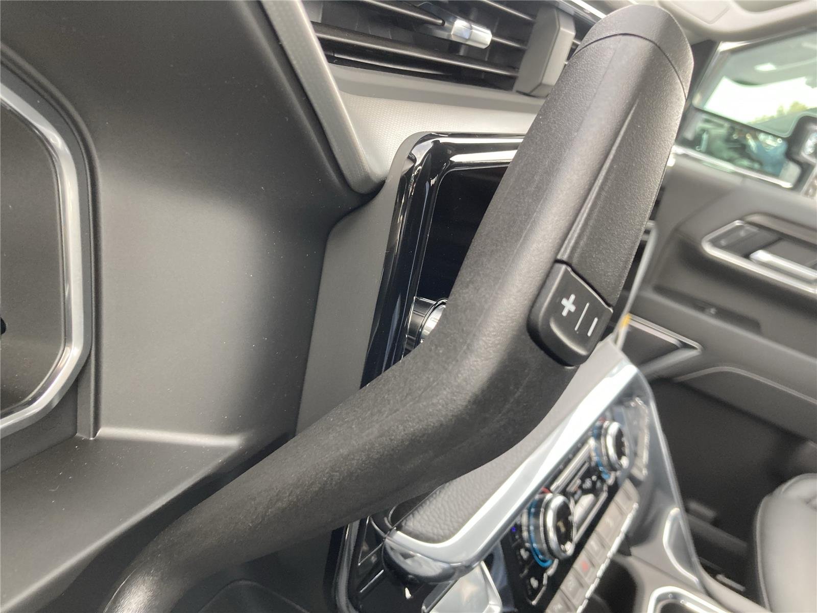 New 2026 Glacier White Tricoat GMC Denali image 21