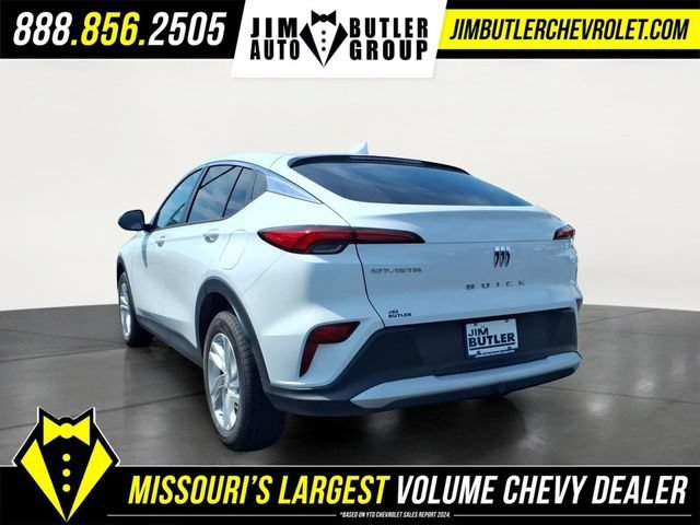 Used 2026 Summit White Buick Preferred image 2