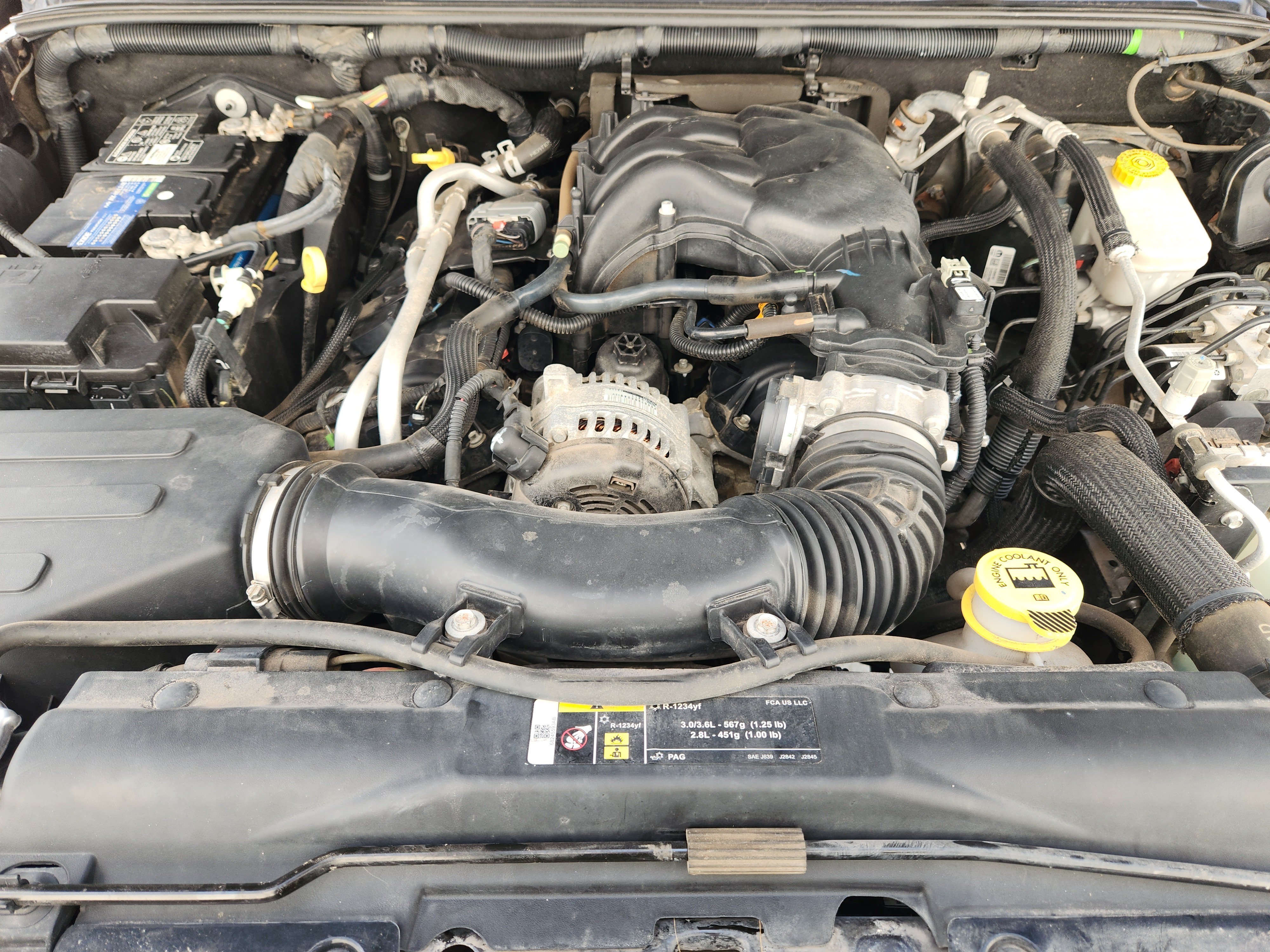 Used 2017 Black Clearcoat Jeep Winter image 30