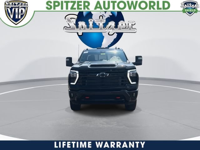 New 2026 Black Chevrolet LT image 3
