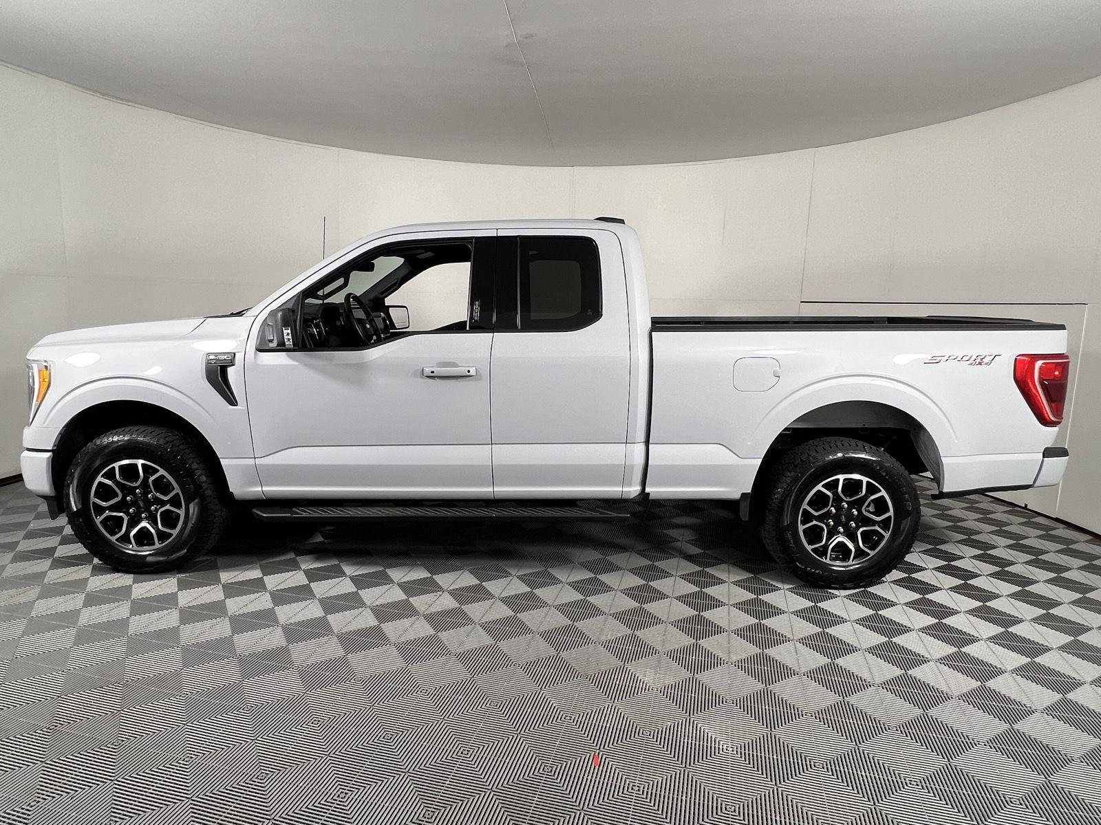 Used 2021 Space White Ford XLT image 7