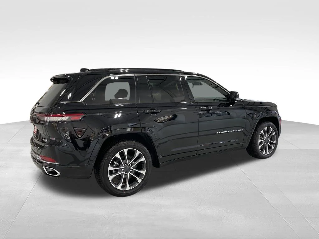Used 2024 Black Jeep Overland 4xe image 4